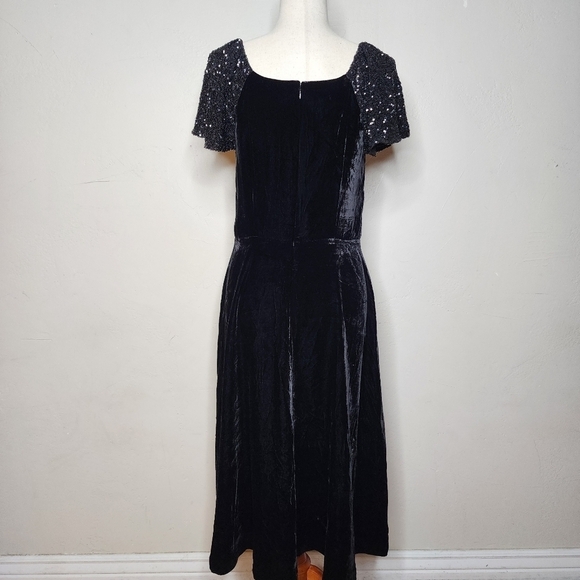 NWT Talbots Sequin Sleeve Black Velvet Fit n Flare Dress Size 6 - Picture 12 of 16